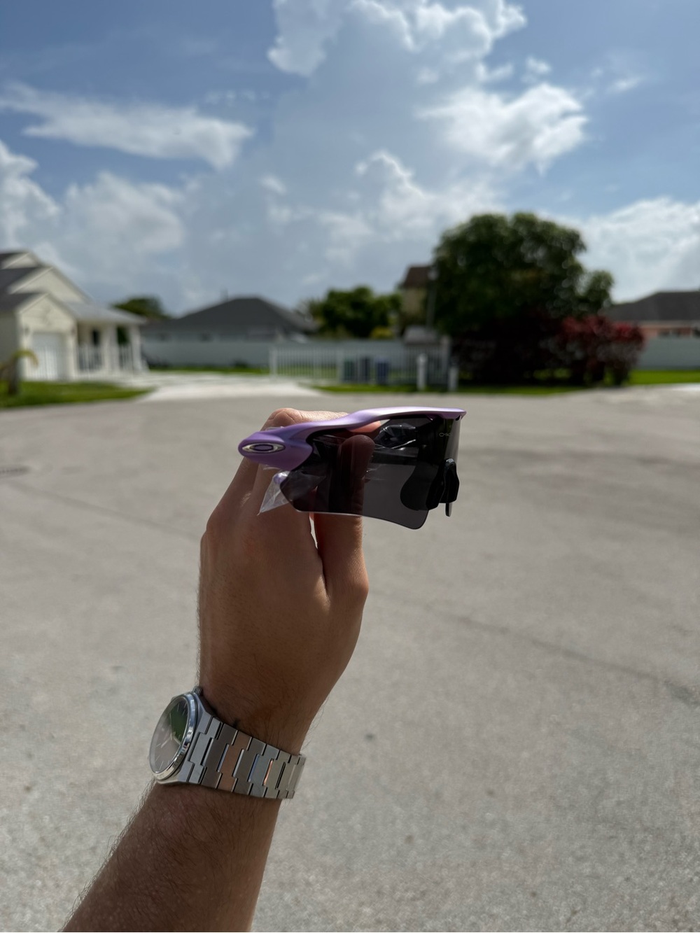 Oakley purple frame - black lens Protective Sunglasses Set - Picture 4 of 7